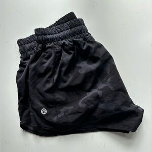 Lululemon hotty hot shorts